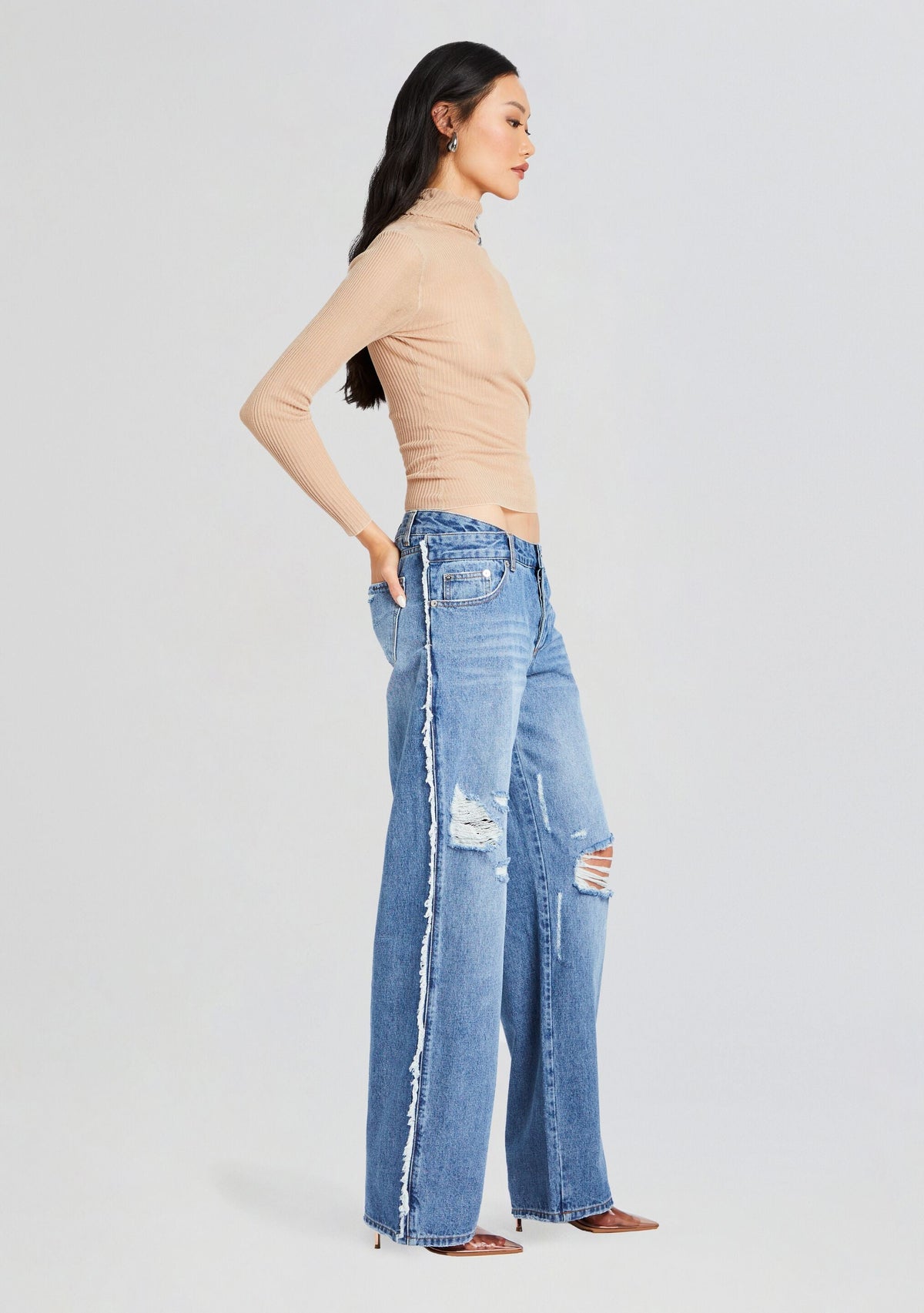 Roma Frayed Jean